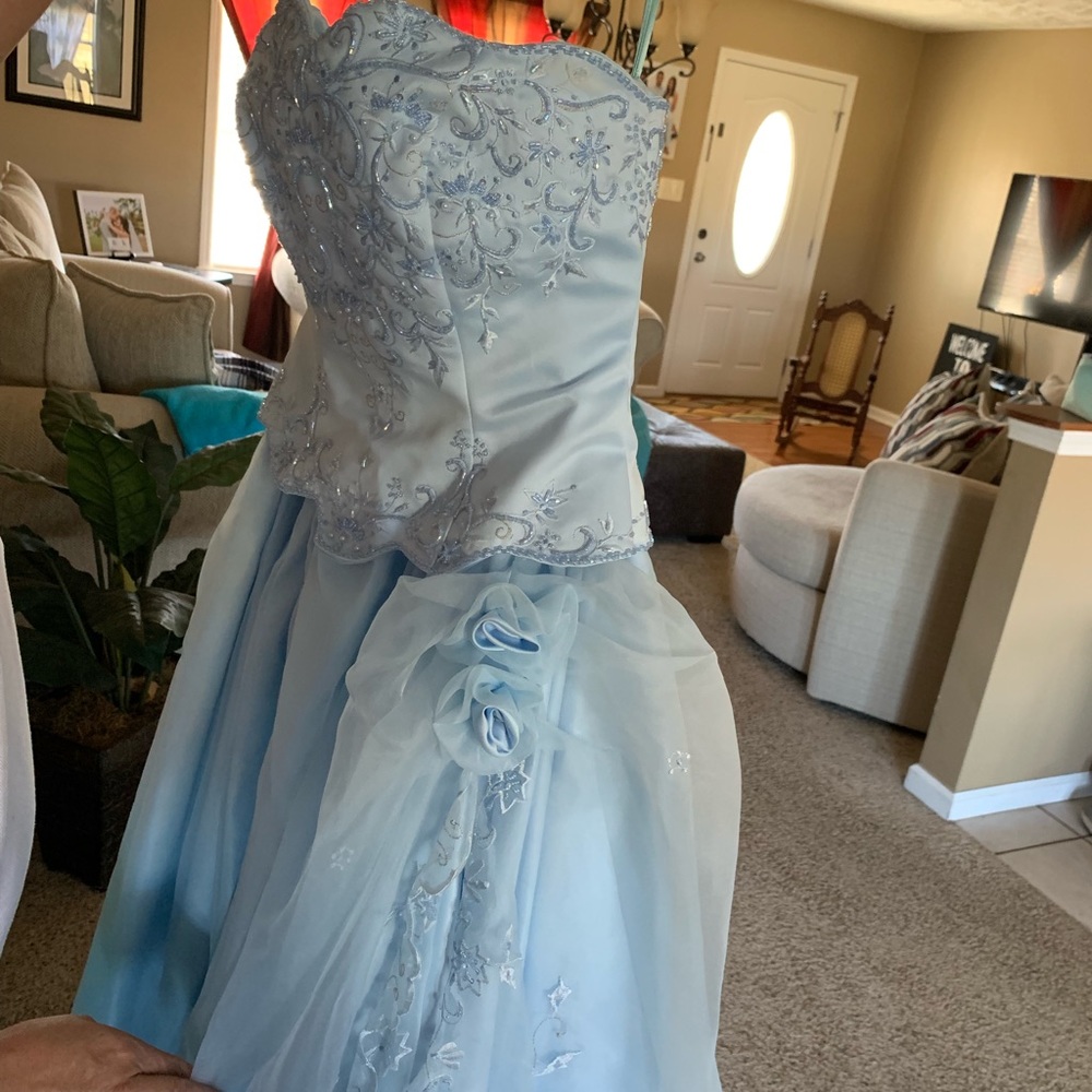 Baby blue puffy dress